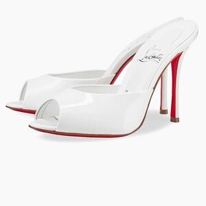 NIB Christian Louboutin Me Dolly 100MM Patent Leather Mules Retails $845